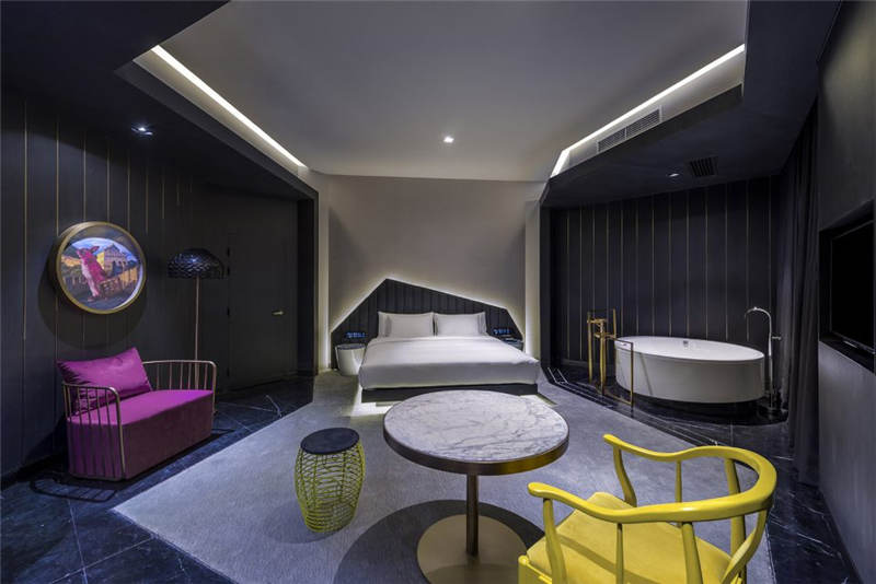 時尚優雅的主題酒店客房空間設計案例