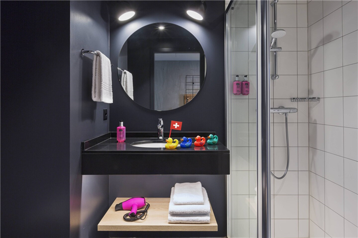 瑞士Moxy酒店衛生間設計  小而美的潮牌精品酒店設計鼻祖